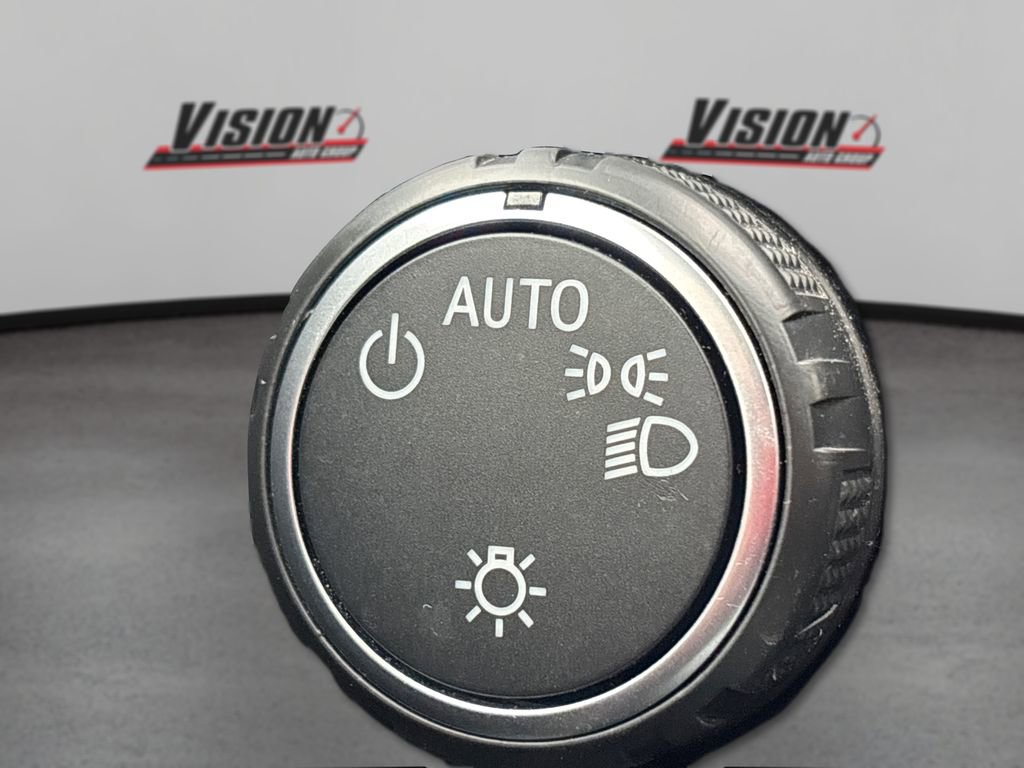 Used 2021 Chevrolet Silverado 1500 Custom image 22