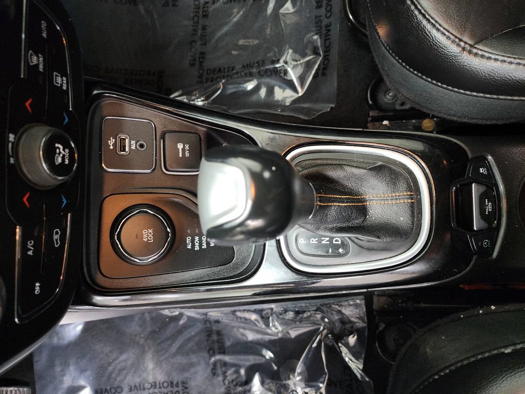 Used 2018 Jeep Compass Limited AWD/4WD image 20