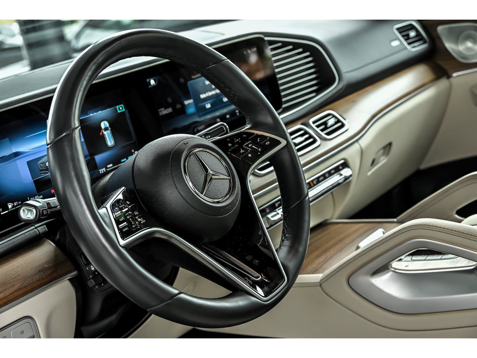 Certified 2024 Mercedes-Benz GLS 450 4MATIC image 15