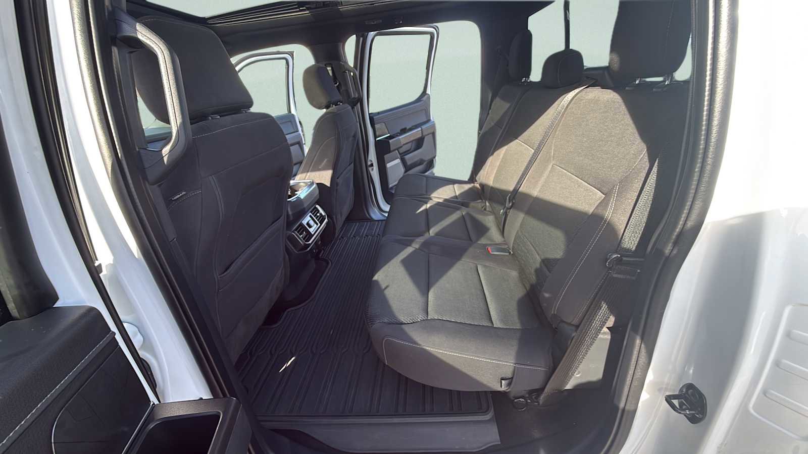 Used 2022 Ford F150 XLT w/ Equipment Group 302A High image 35