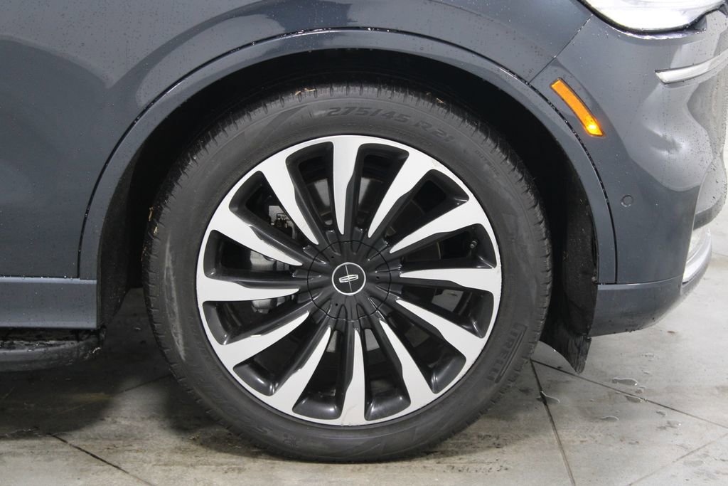 Used 2023 Lincoln Aviator Black Label Grand Touring image 11