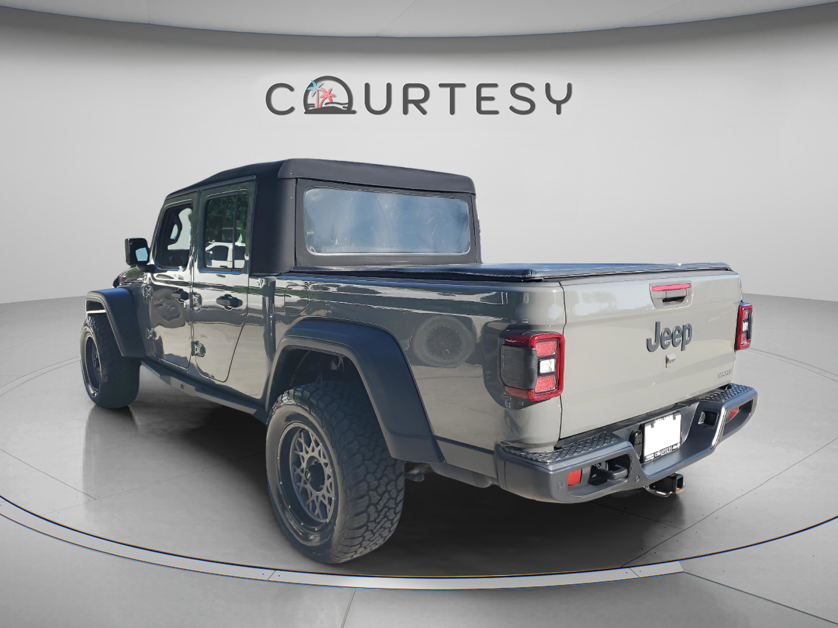 Certified 2020 Jeep Gladiator Sport w/ Quick Order Package 24S AWD/4WD image 2