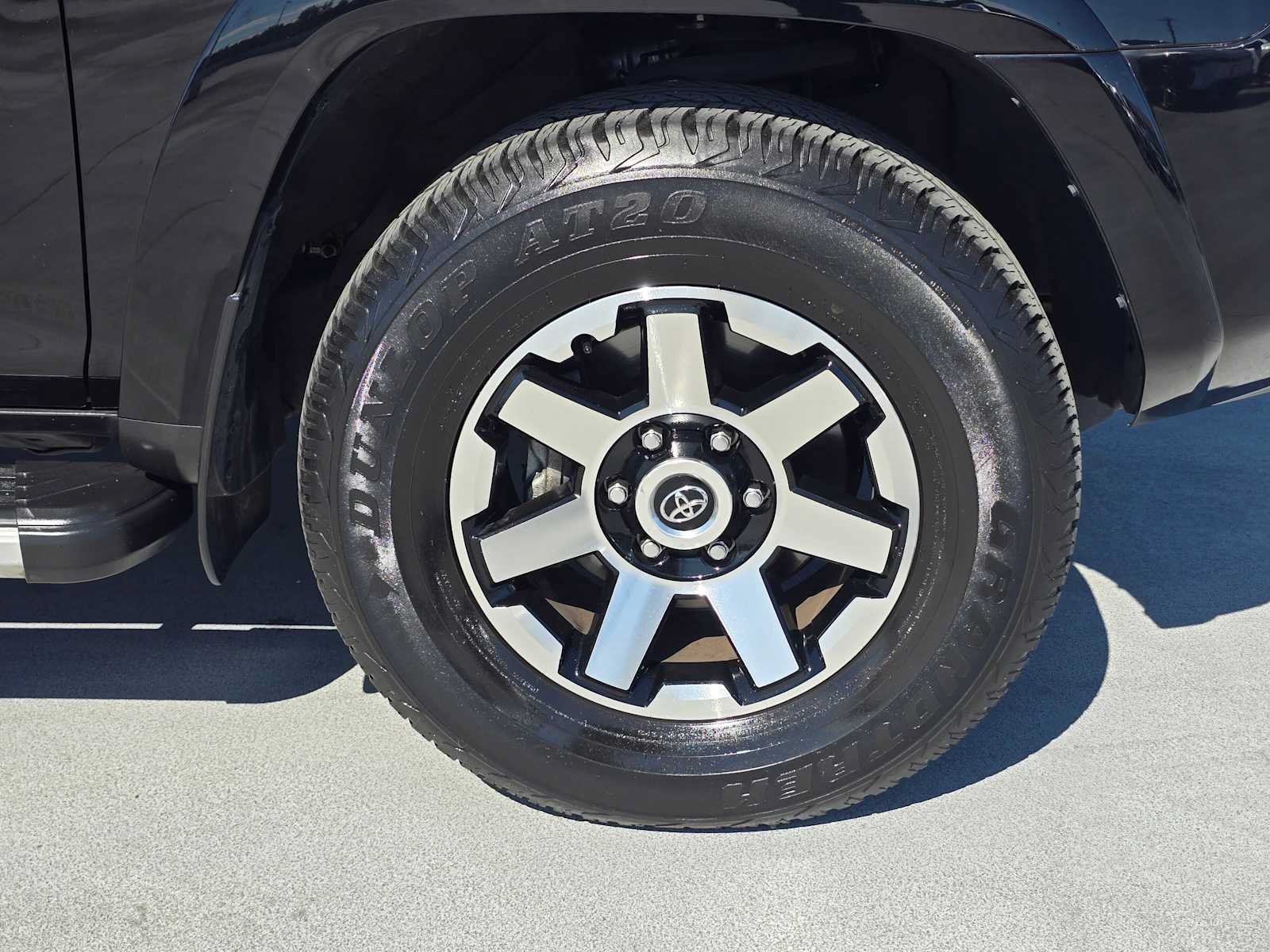 Certified 2023 Toyota 4Runner TRD Off-Road Premium w/ Moonroof Package AWD/4WD image 9
