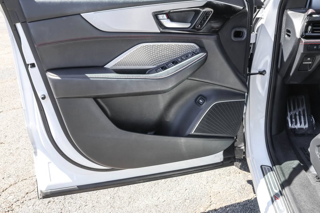 Used 2023 Acura MDX A-Spec AWD/4WD image 29