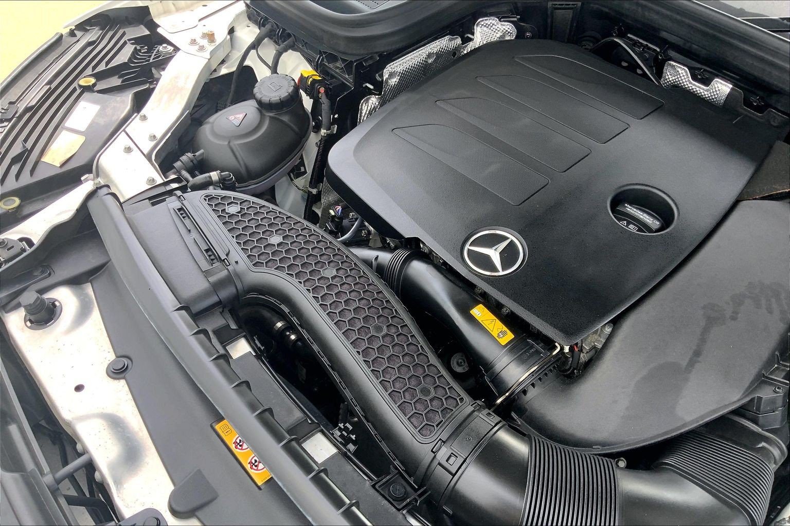 Used 2022 Mercedes-Benz GLC 300 4MATIC w/ Premium Package Lite image 36