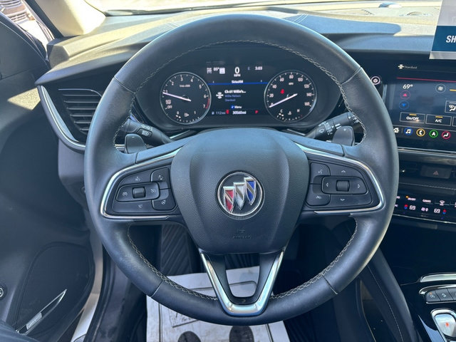 Used 2022 Buick Envision Avenir w/ Technology Package II image 16
