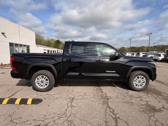 New 2026 Toyota Tundra SR5 w/ SR5 Premium Package