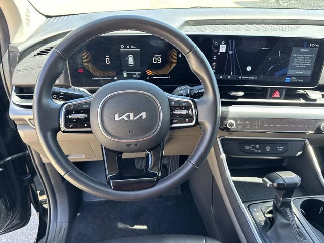 Used 2025 Kia Carnival image 26