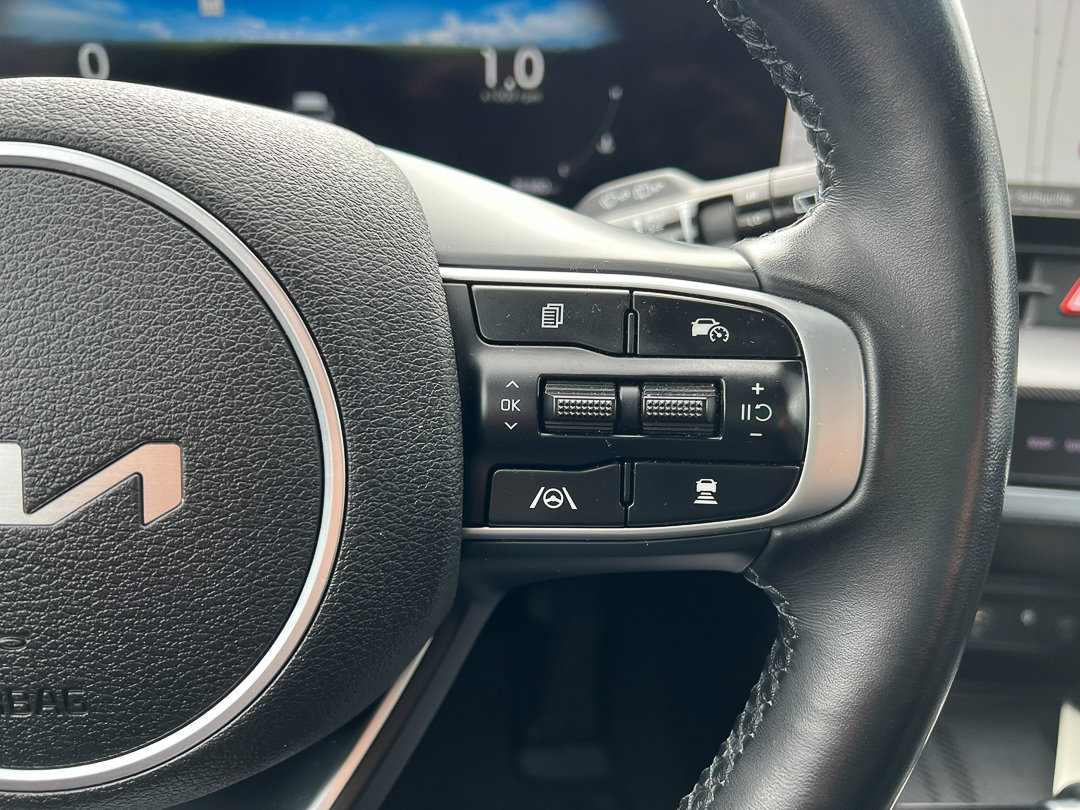 Used 2023 Kia Sportage SX image 21