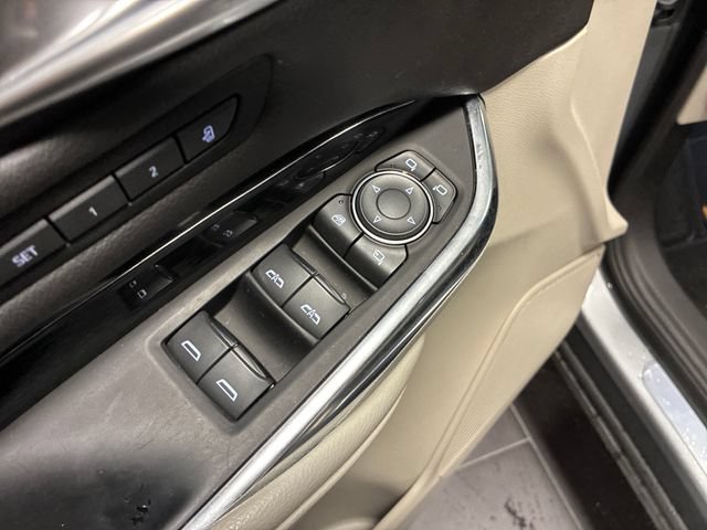 Certified 2023 Cadillac XT4 Premium Luxury w/ Cold Weather Package FWD image 11