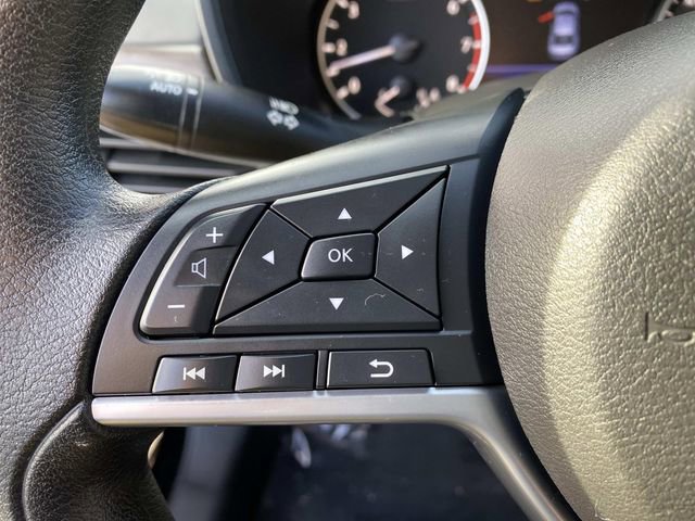 Used 2025 Nissan Altima 2.5 SV image 14