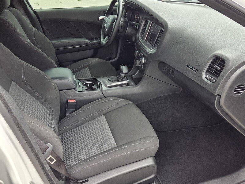 Used 2023 Dodge Charger SXT w/ Blacktop Package RWD image 18