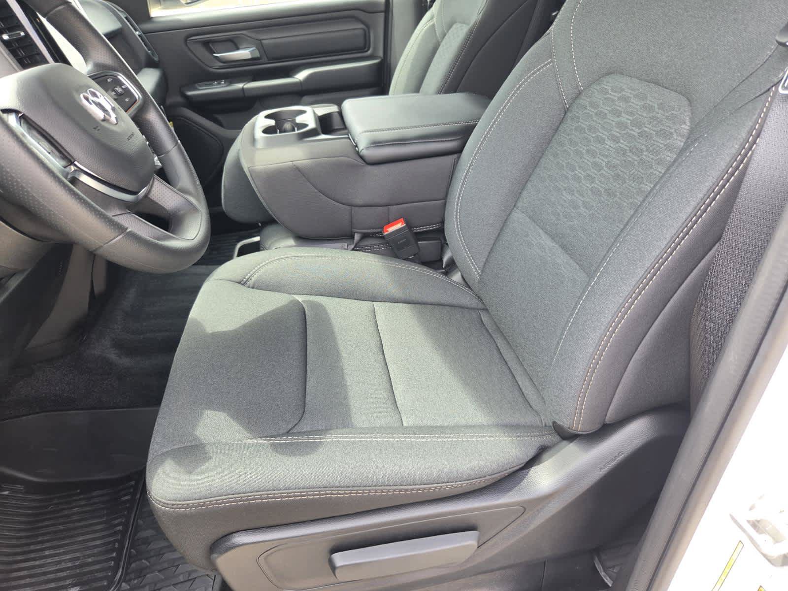 New 2026 RAM 1500 Warlock AWD/4WD image 15