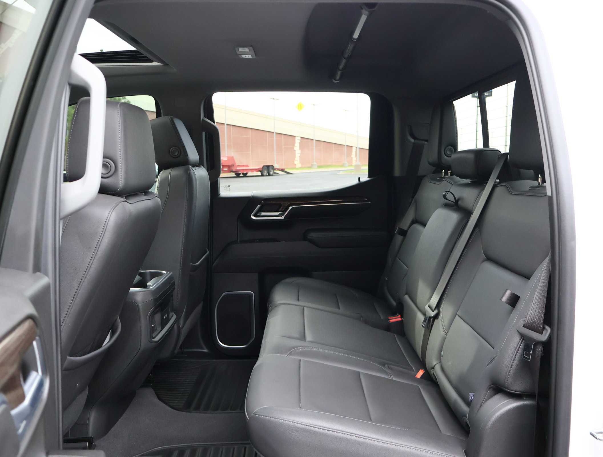 Used 2023 Chevrolet Silverado 1500 RST w/ Redline Edition AWD/4WD image 24