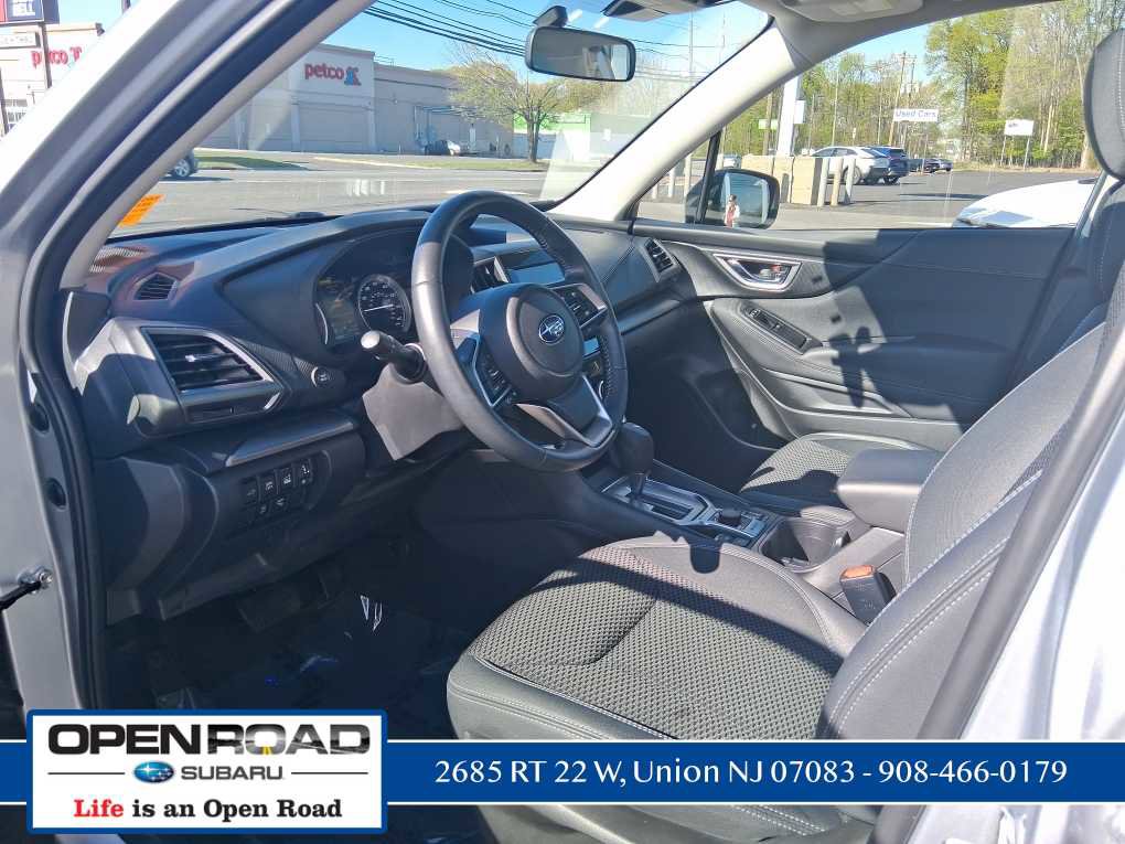Used 2023 Subaru Forester Premium AWD/4WD image 14