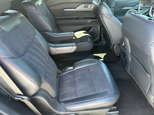 Certified 2025 Ford Explorer ST AWD/4WD image 10