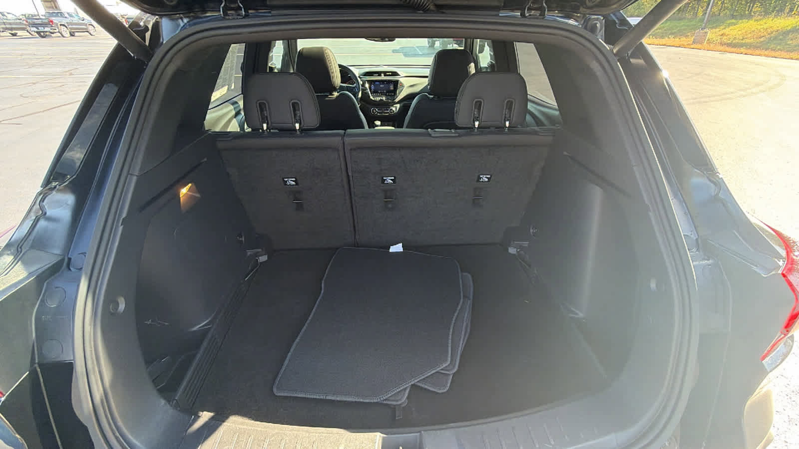 Certified 2023 Chevrolet TrailBlazer RS w/ Sun and Liftgate Package image 26