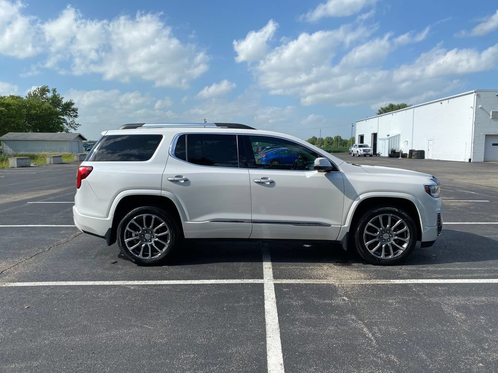 Used 2021 GMC Acadia Denali w/ Denali Ultimate Package AWD/4WD image 8