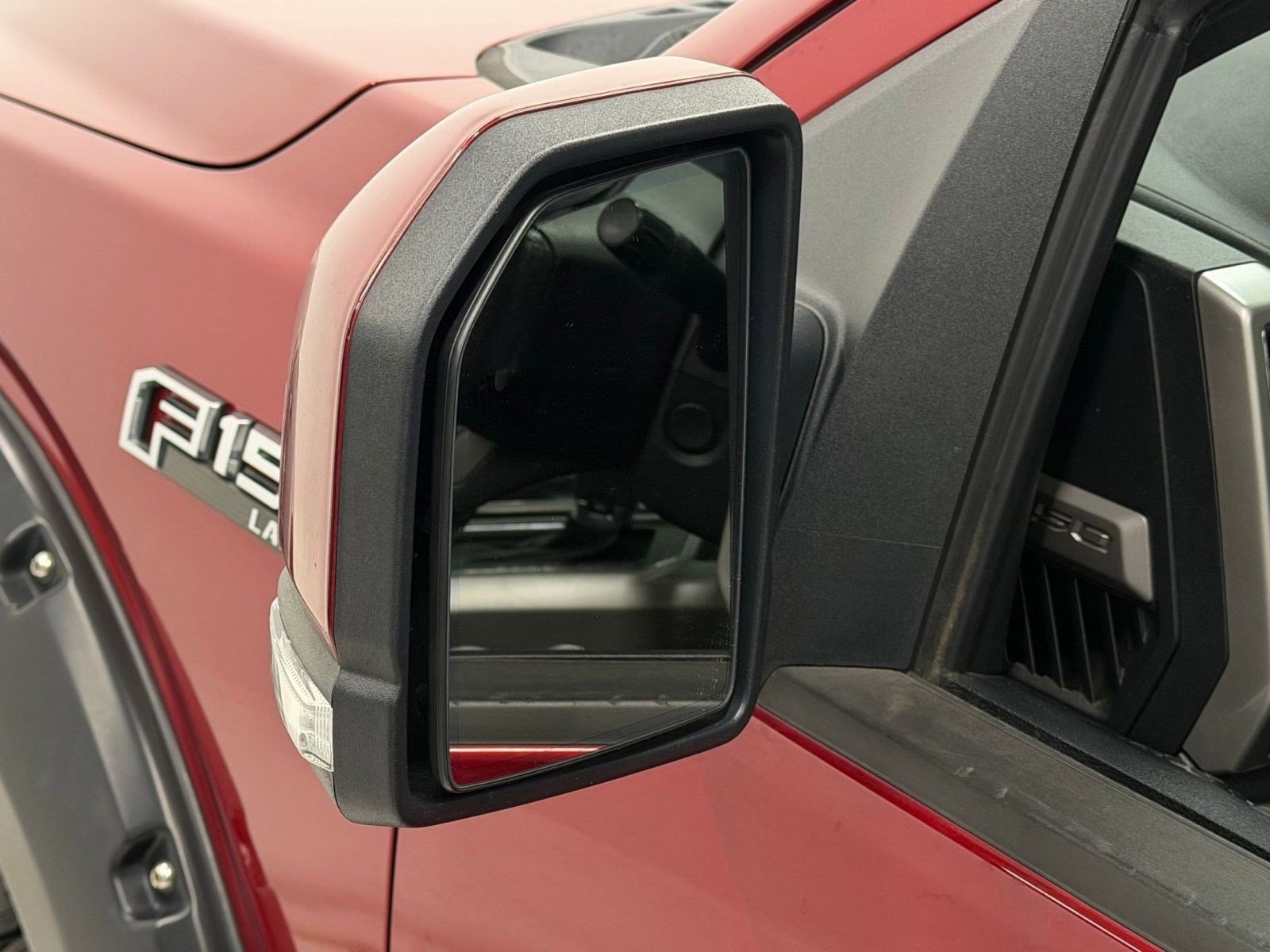 Used 2017 Ford F150 Lariat w/ Equipment Group 502A Luxury image 39