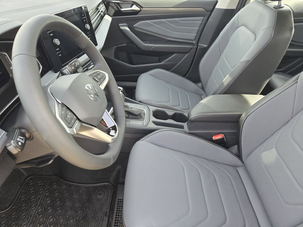 New 2026 Volkswagen Jetta SEL FWD image 10