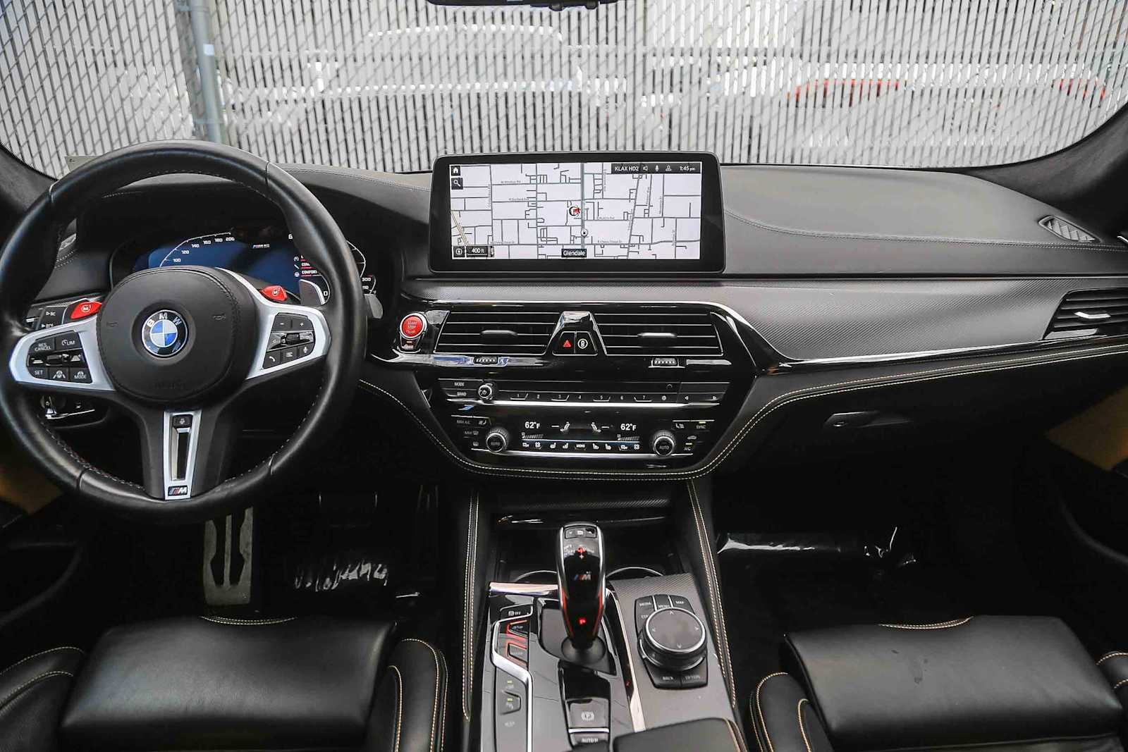 Used 2023 BMW M5 image 9