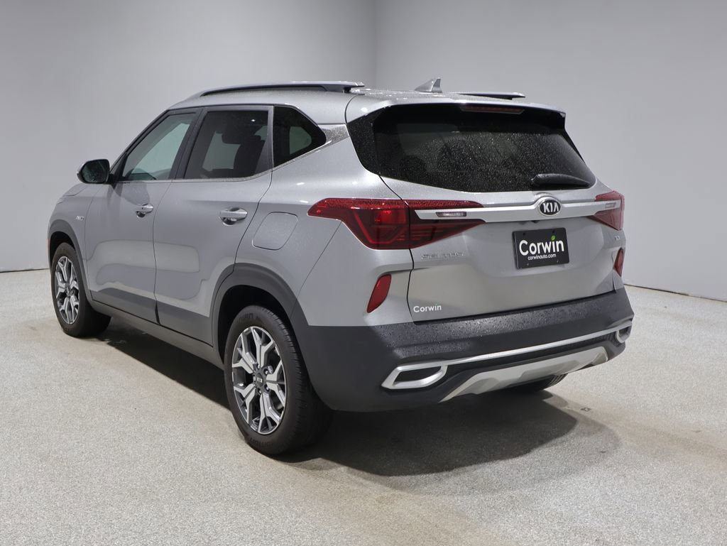 Used 2021 Kia Seltos EX image 5
