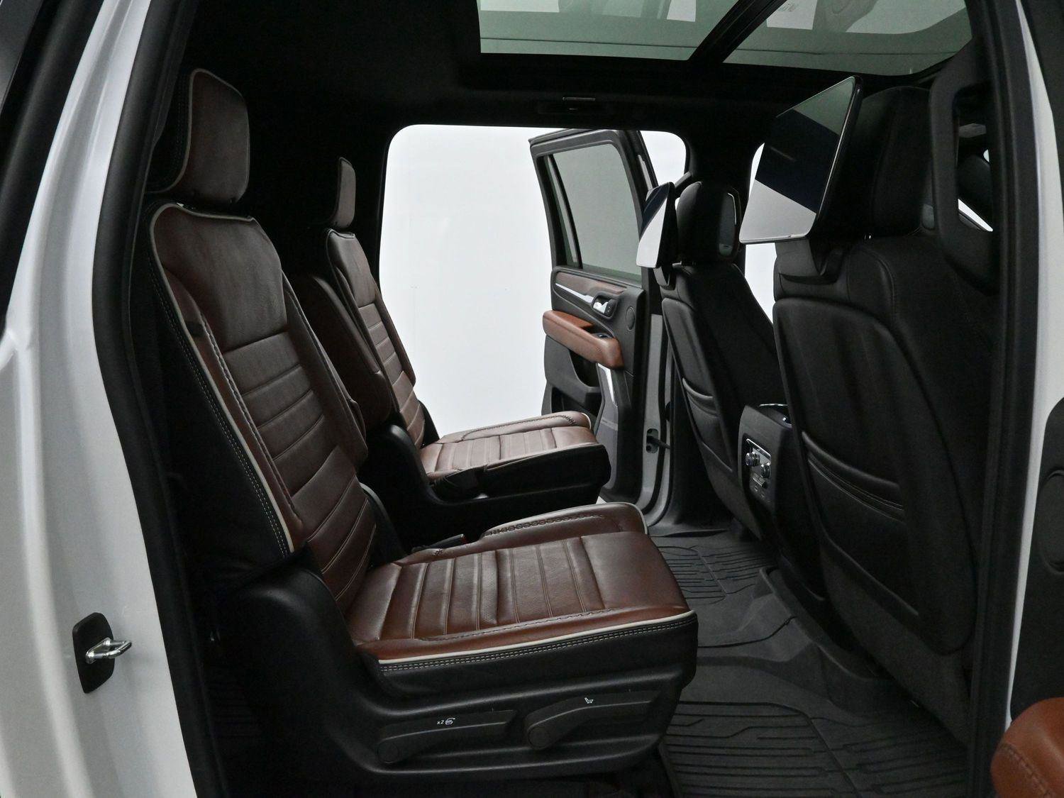 Used 2024 GMC Yukon XL Denali Ultimate image 39