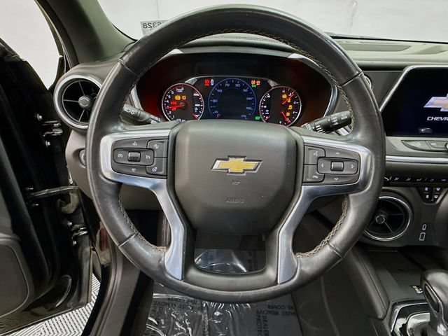 Used 2021 Chevrolet Blazer Premier w/ Driver Confidence II Package FWD image 12