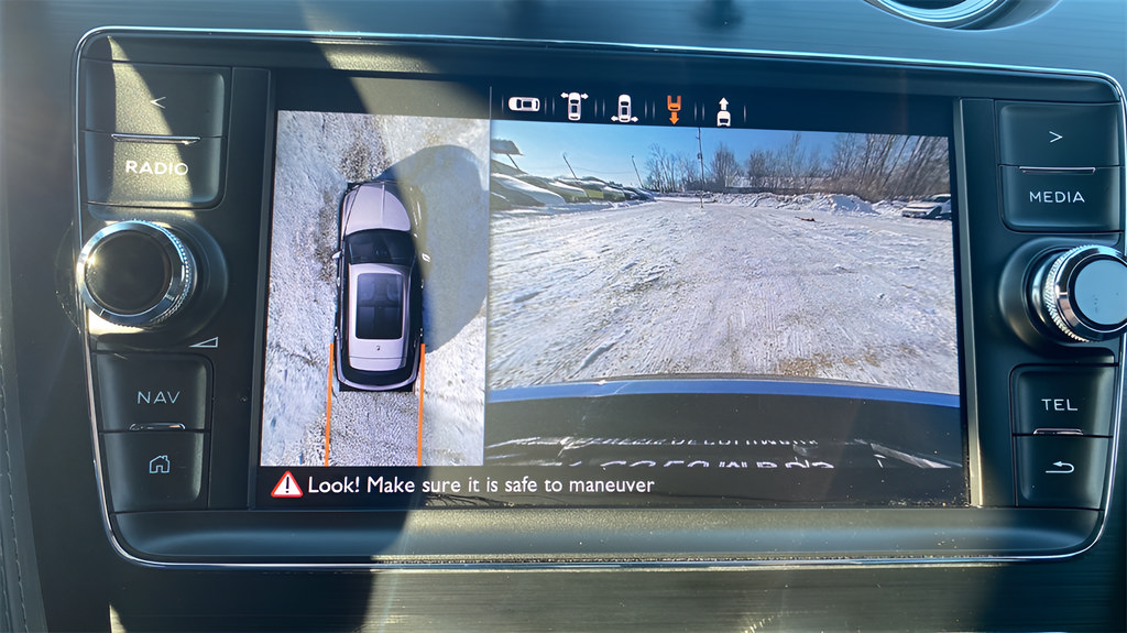 Used 2020 Bentley Bentayga Speed AWD/4WD image 20