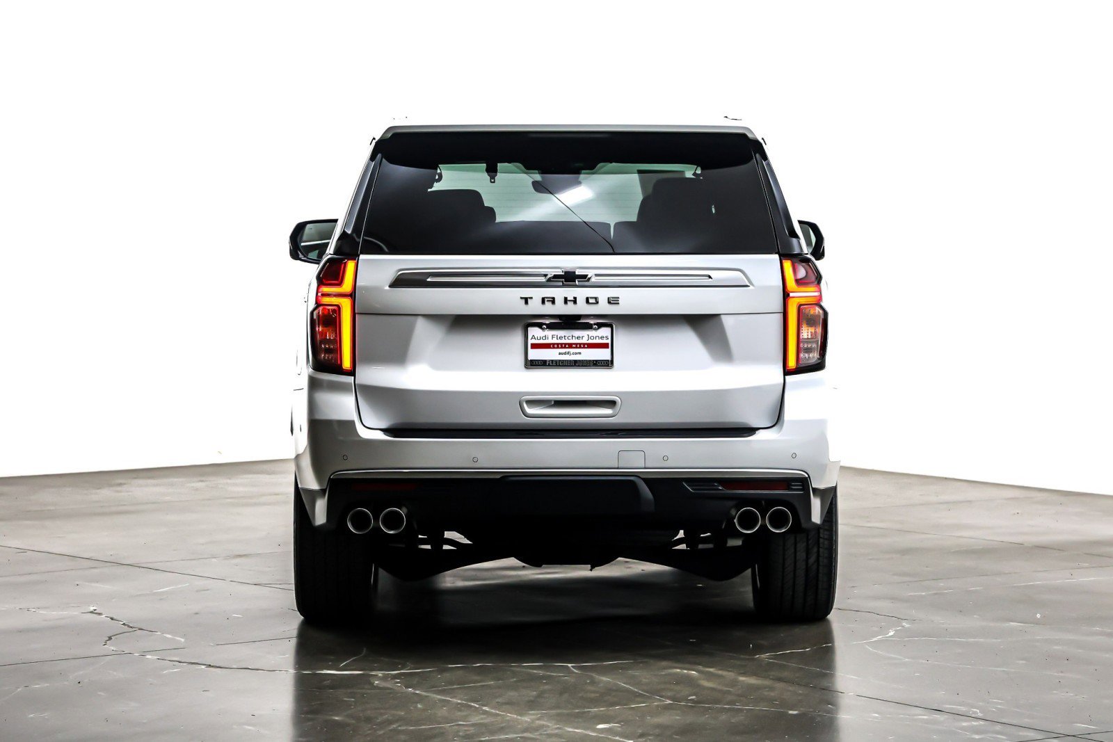 Used 2023 Chevrolet Tahoe High Country image 3