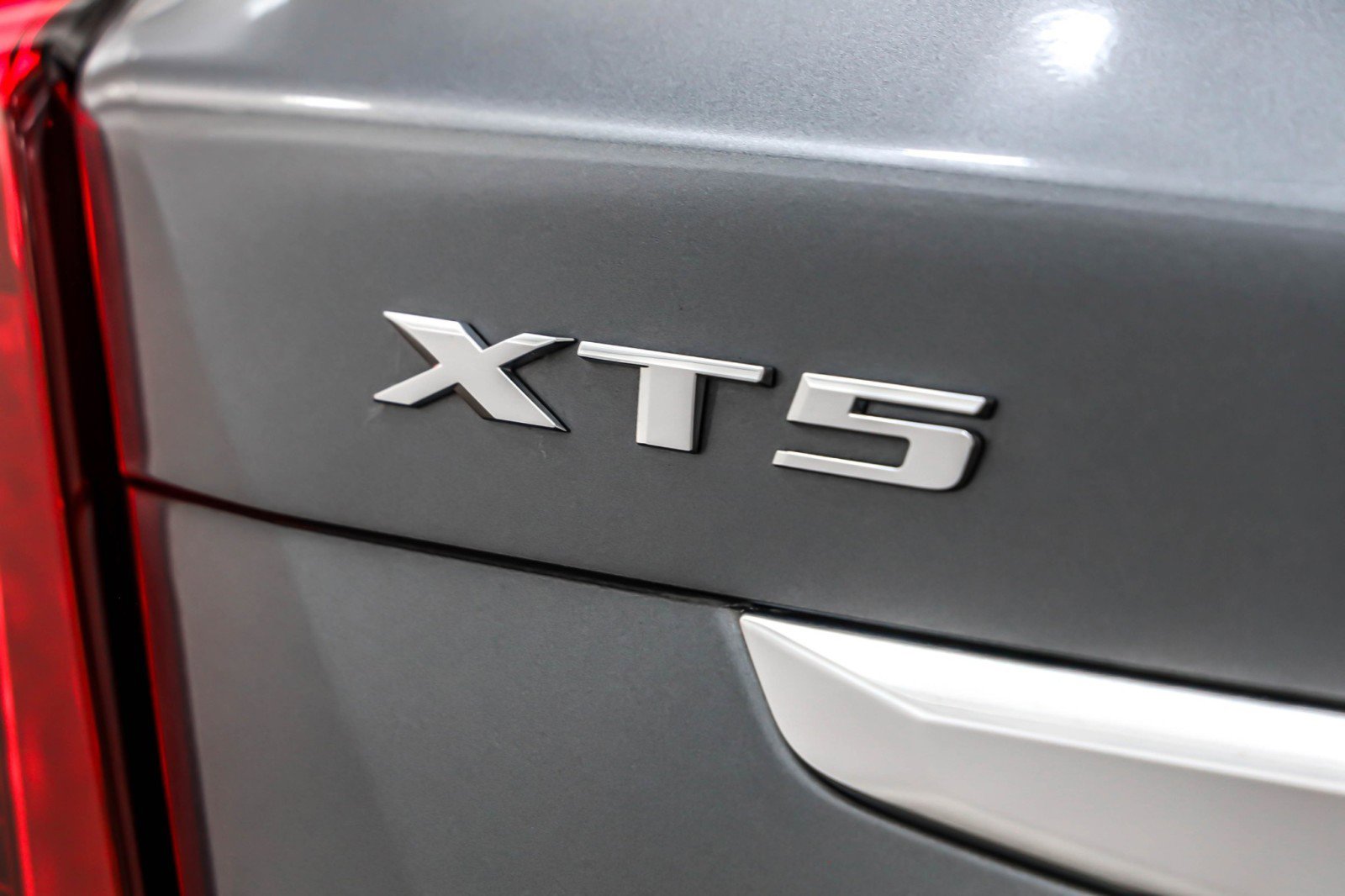 Used 2021 Cadillac XT5 Premium Luxury image 8