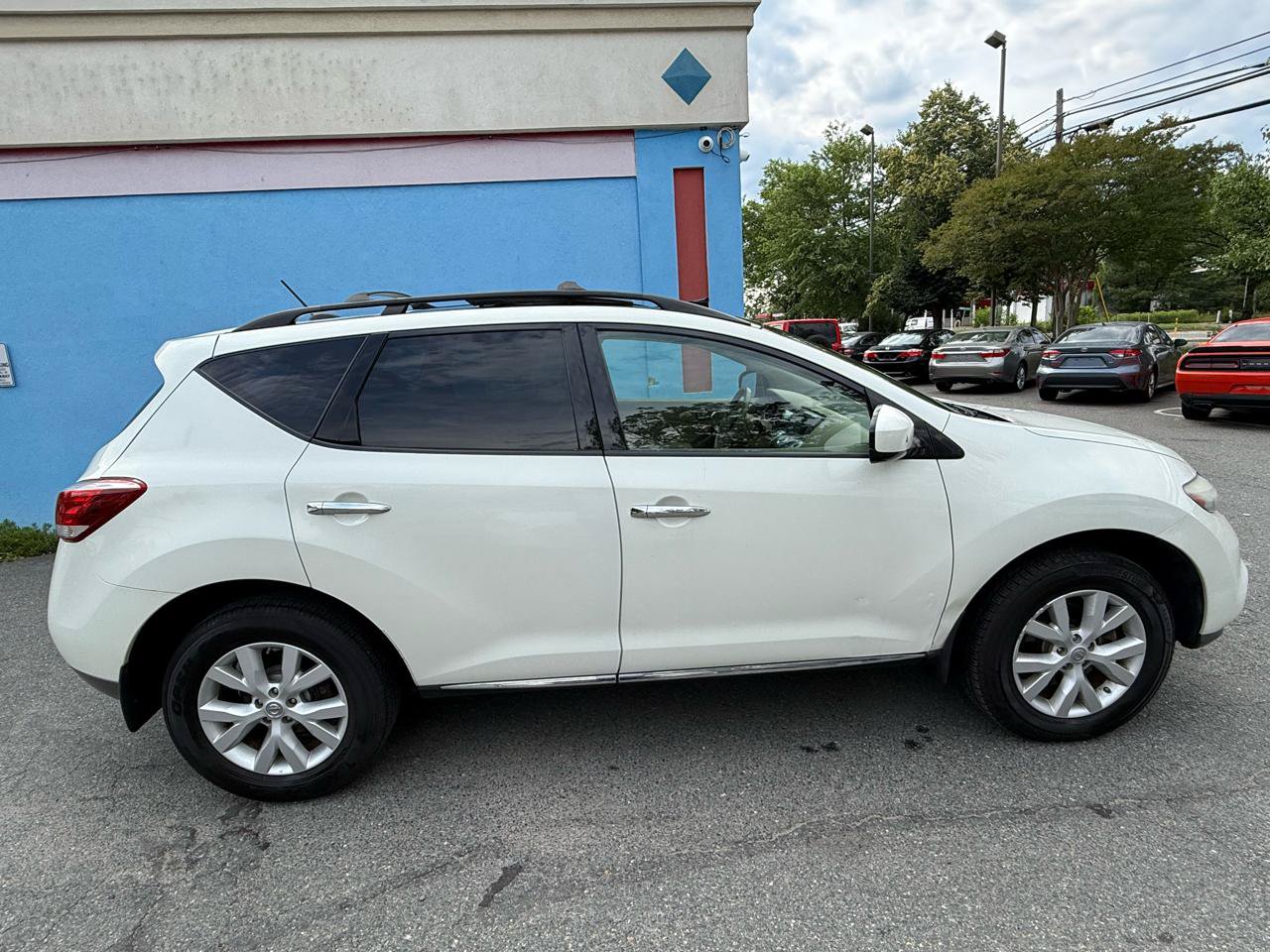 Used 2011 Nissan Murano SL w/ Navigation Pkg AWD/4WD image 7