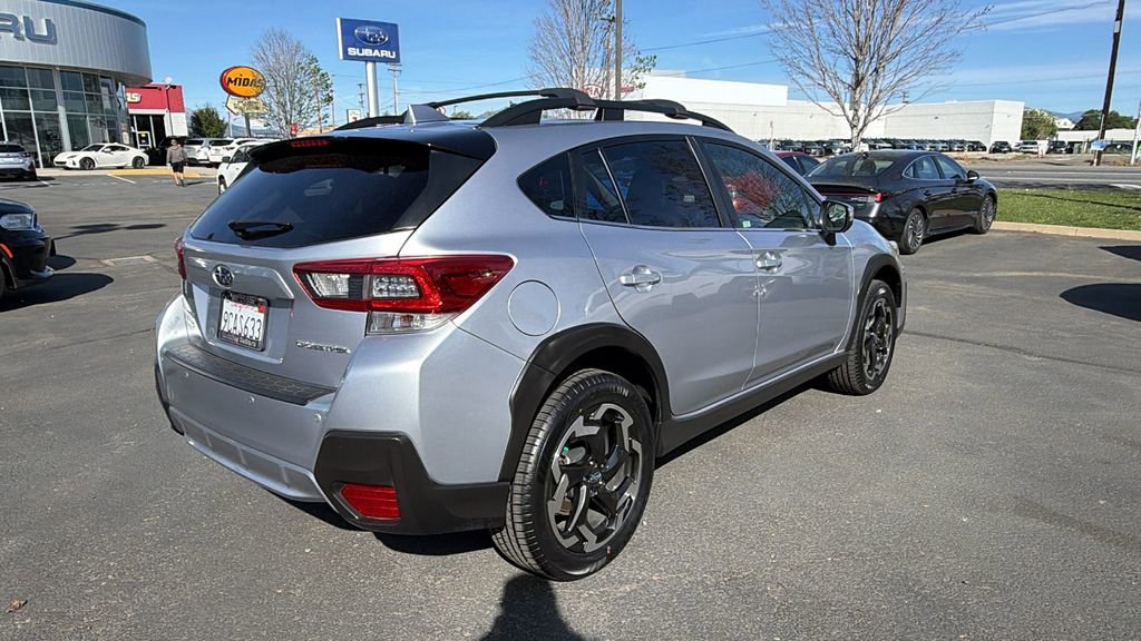 Used 2022 Subaru Crosstrek 2.5i Limited w/ Moonroof Package 2 image 4