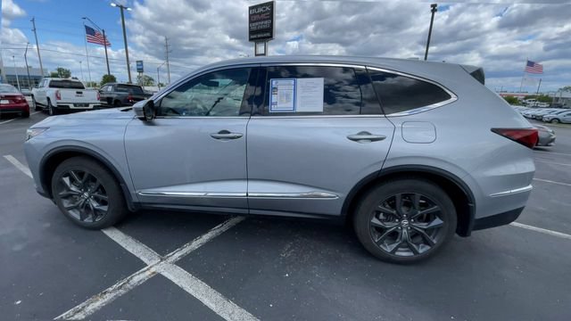 Used 2023 Acura MDX SH-AWD w/ Technology Package image 7