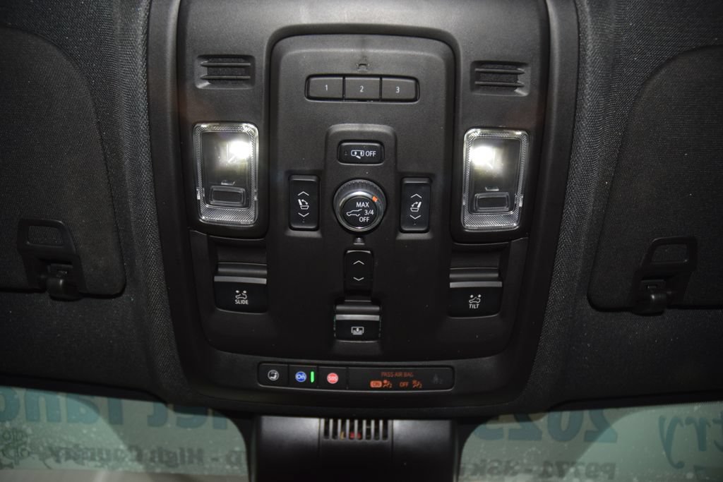 Used 2023 Chevrolet Tahoe High Country AWD/4WD image 51