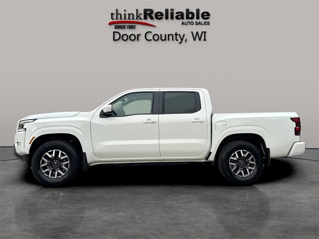 Used 2024 Nissan Frontier SL w/ Technology Package image 2