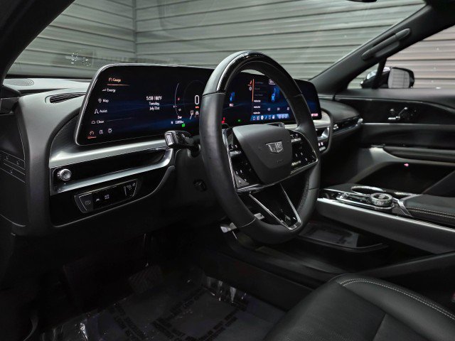 Used 2024 Cadillac Lyriq Sport AWD/4WD image 10