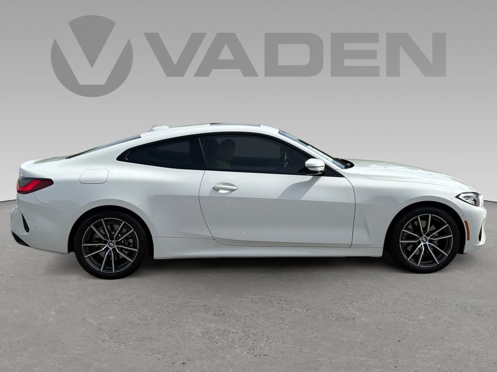 Used 2021 BMW 430i xDrive Coupe w/ Premium Package image 7