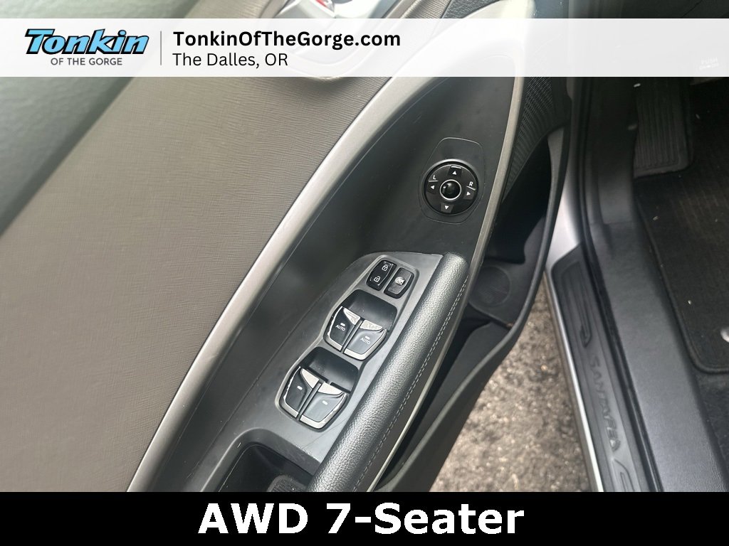 Used 2018 Hyundai Santa Fe SE image 11