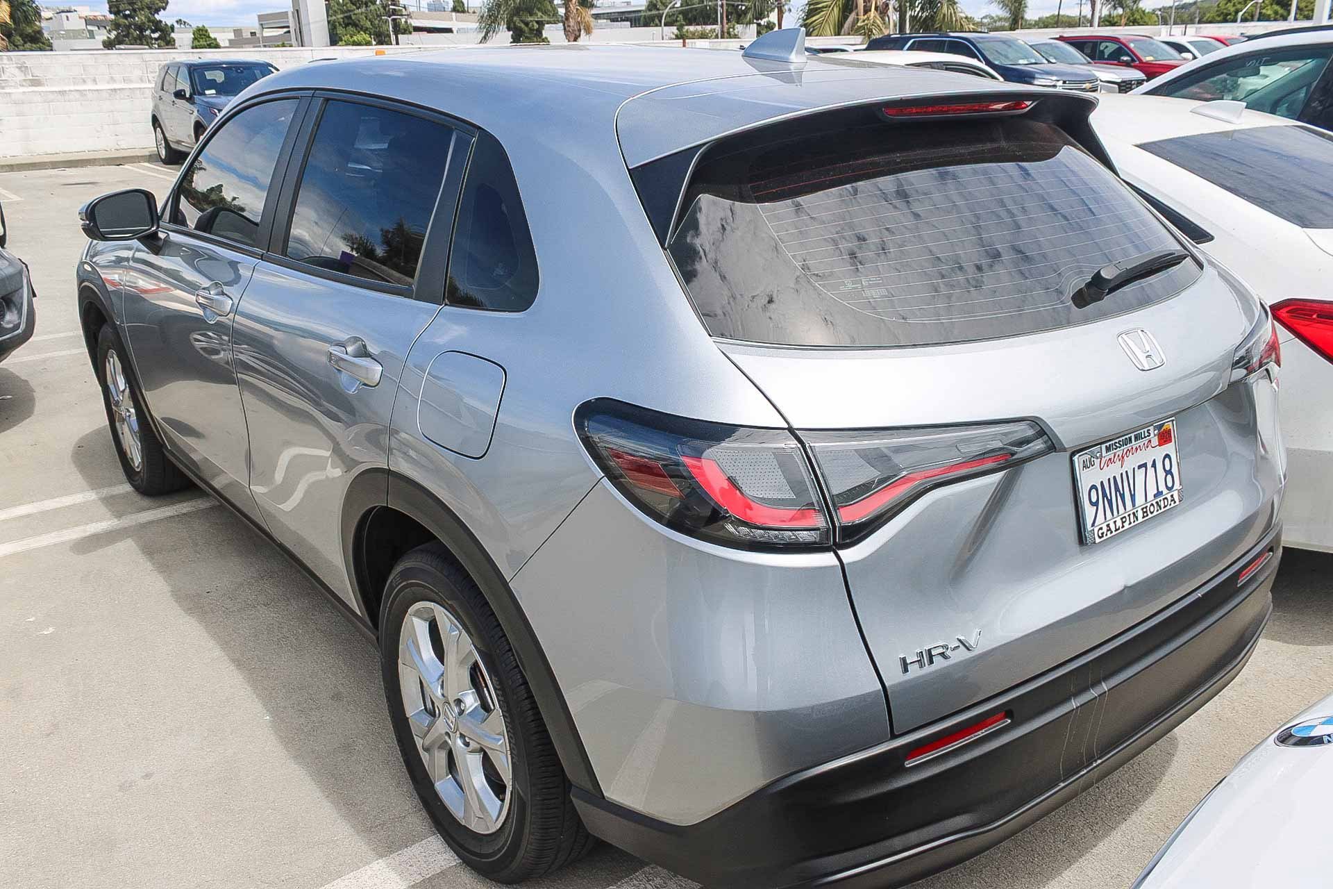 Certified 2025 Honda HR-V LX image 12