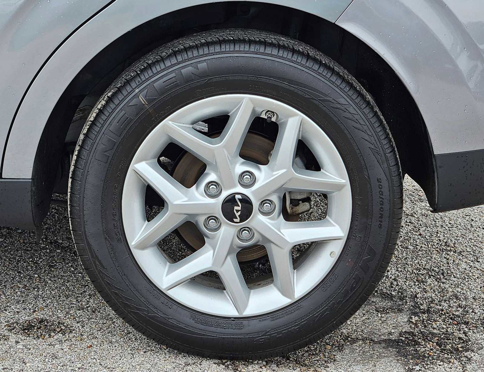 Certified 2025 Kia Soul LX w/ LX Technology Package FWD image 14