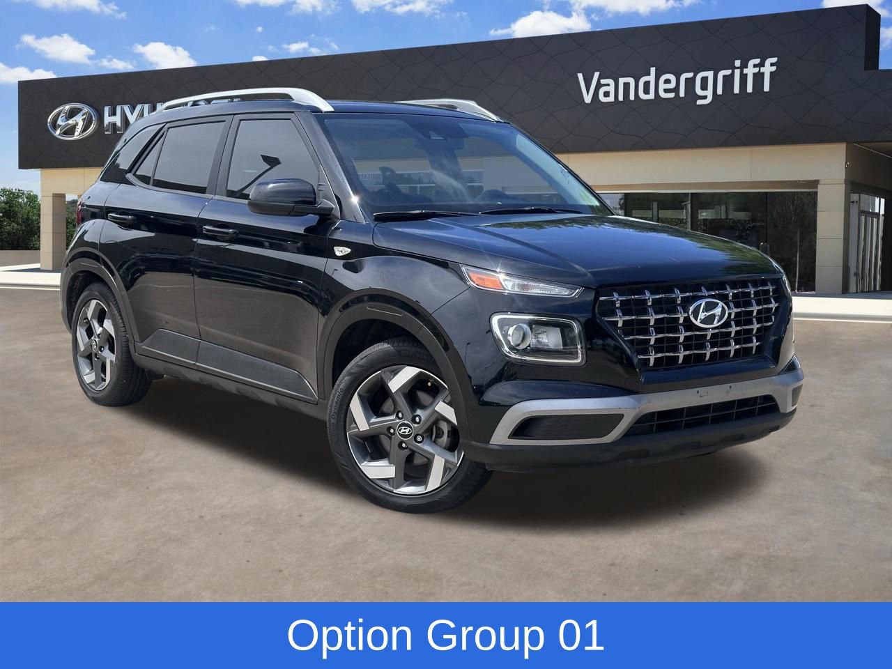 Used 2022 Hyundai Venue SEL FWD image 1