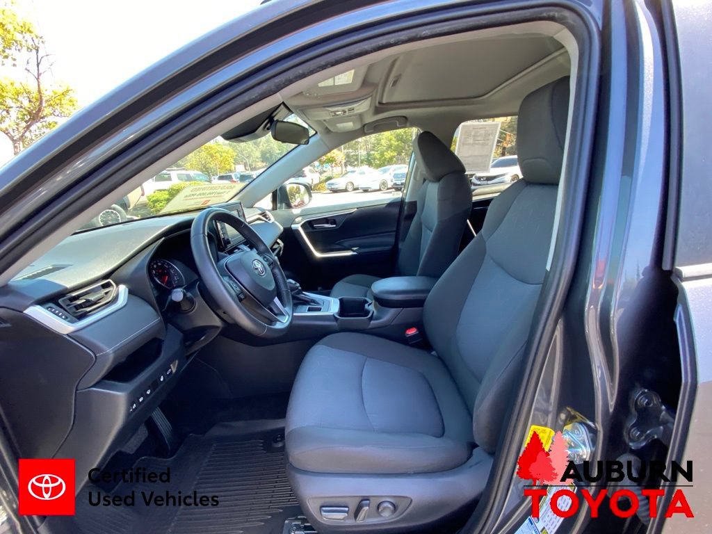 Certified 2022 Toyota RAV4 XLE w/ Convenience Package AWD/4WD image 31