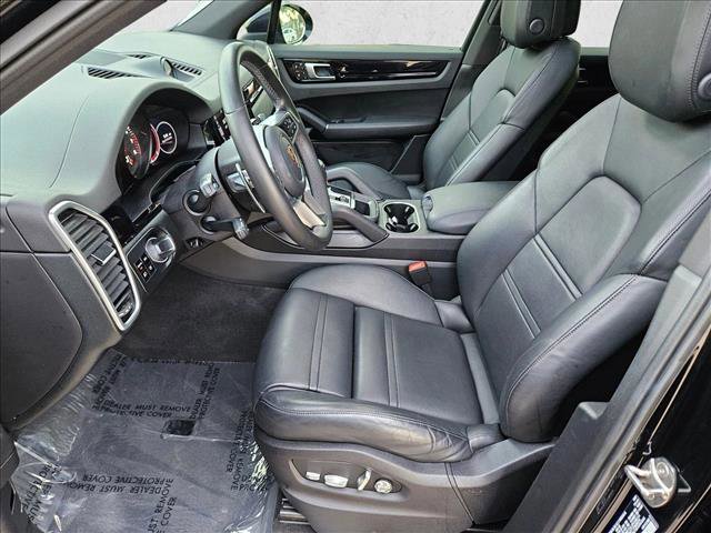 Used 2020 Porsche Cayenne S image 17