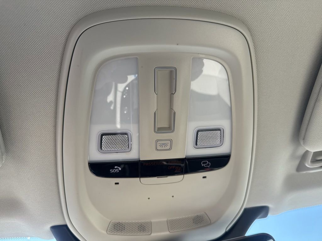 Used 2023 Volvo XC90 B5 Plus w/ Protection Package Premier image 26
