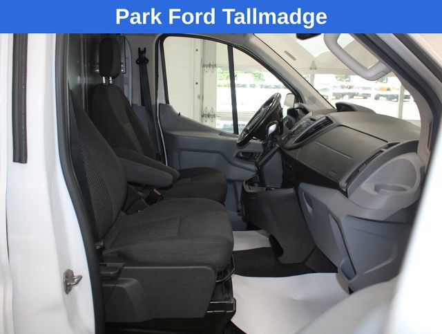 Used 2016 Ford Transit 250 130 Low Roof RWD image 23