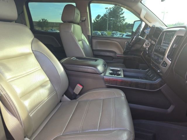 Used 2016 GMC Sierra 2500 Denali w/ Duramax Plus Package AWD/4WD image 12