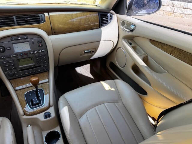 Used 2005 Jaguar X-TYPE 3.0 image 21