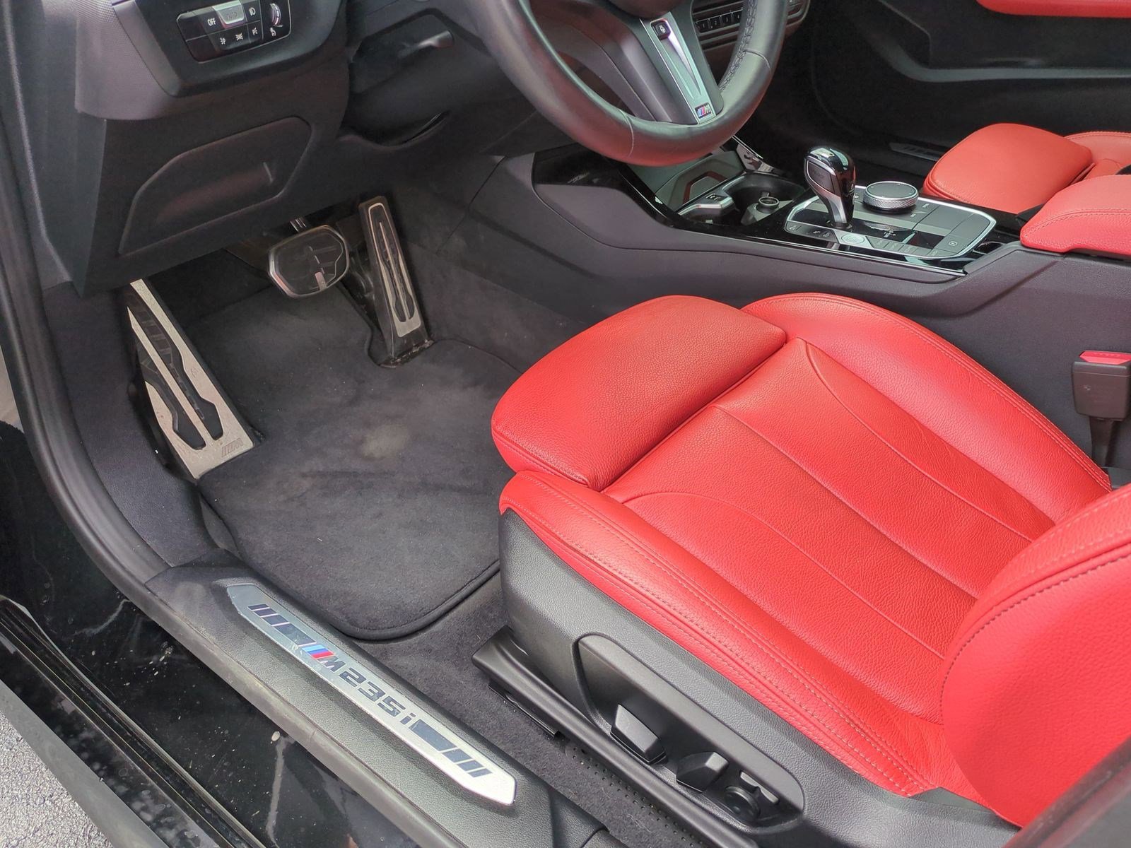 Certified 2024 BMW M235i xDrive w/ M Performance Package AWD/4WD image 17