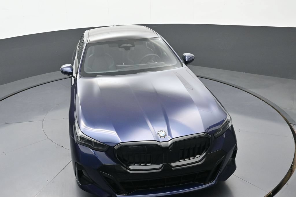 New 2026 BMW 540i xDrive w/ Executive Package AWD/4WD image 31
